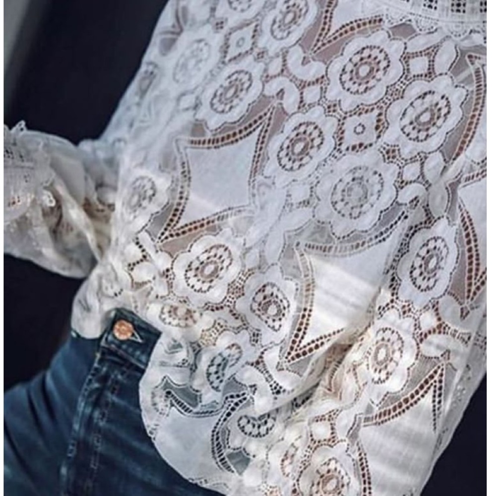 Zara White Lace Long Sleeve Blouse
